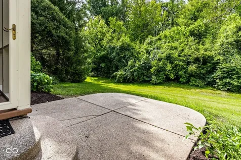 465 Mclaren Lane Carmel IN 46032