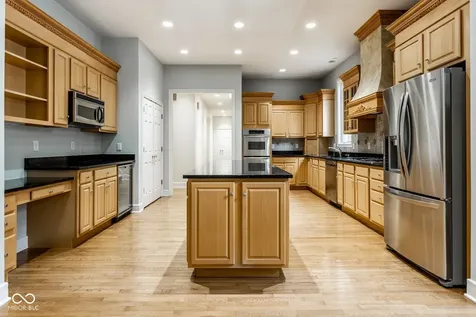465 Mclaren Lane Carmel IN 46032