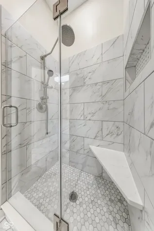 8069 Middle Bay Lane Indianapolis IN 46236
