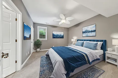 8069 Middle Bay Lane Indianapolis IN 46236