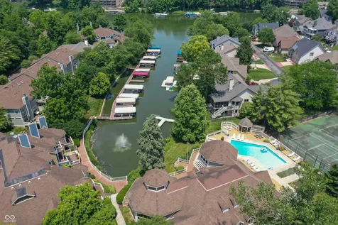 8069 Middle Bay Lane Indianapolis IN 46236