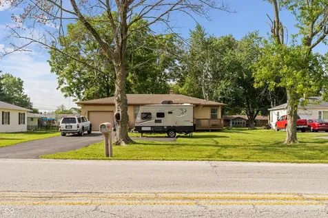 8813 E 16th Street Indianapolis IN 46219