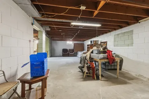 8813 E 16th Street Indianapolis IN 46219