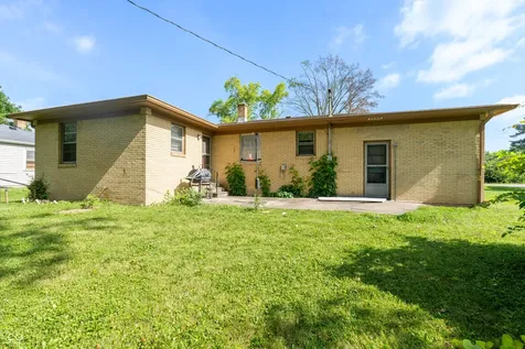 8813 E 16th Street Indianapolis IN 46219