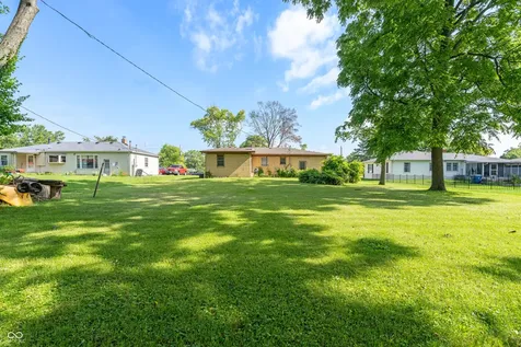 8813 E 16th Street Indianapolis IN 46219