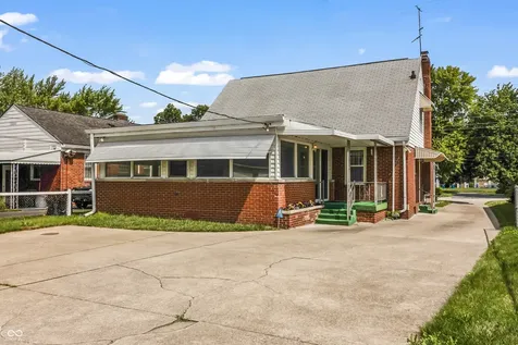 5229 E 16th Indianapolis IN 46218