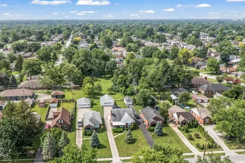5229 E 16th Indianapolis IN 46218