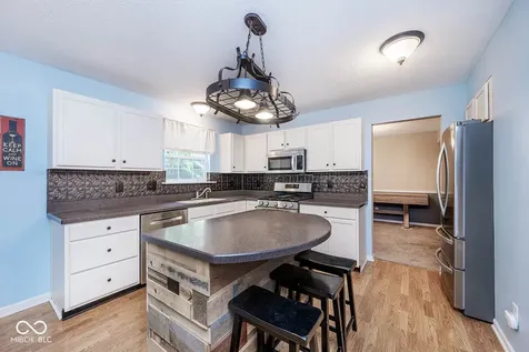 111 Oakview Drive Mooresville IN 46158