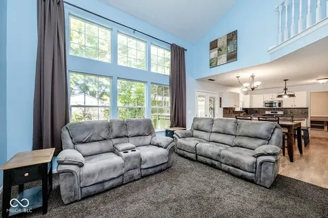 111 Oakview Drive Mooresville IN 46158