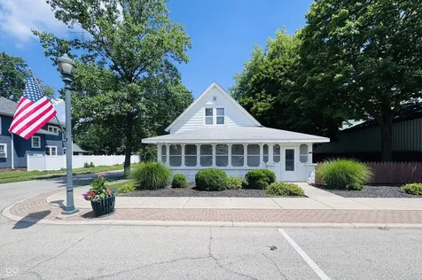 216 W Main Street Arcadia IN 46030
