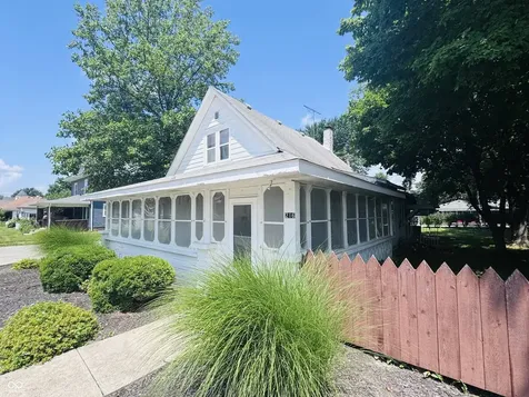 216 W Main Street Arcadia IN 46030