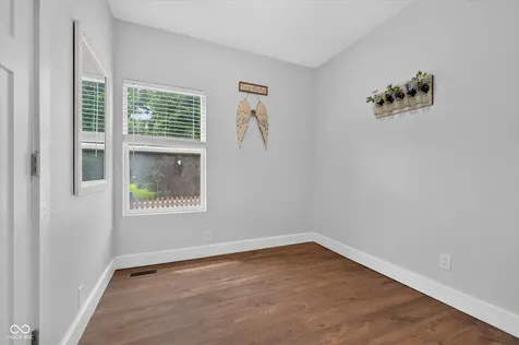 2424 W 61st Street Indianapolis IN 46228
