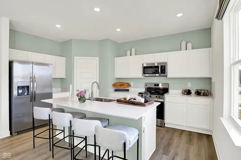 11641 Kylemore Drive Indianapolis IN 46235
