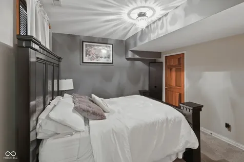 1291 Eagle Valley Drive Greenwood IN 46143