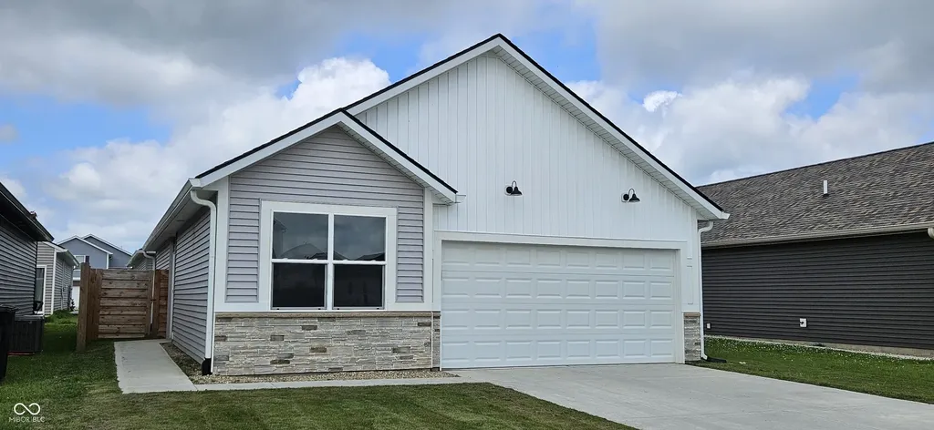 1434 Wigwam Lane Martinsville IN 46151