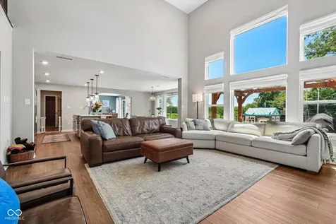 6501 Teakwood Way Mccordsville IN 46055