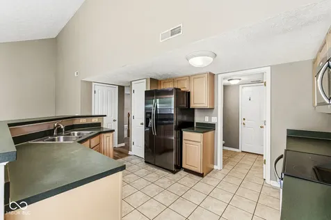 3846 Minuteman Circle Carmel IN 46032