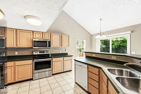 3846 Minuteman Circle Carmel IN 46032