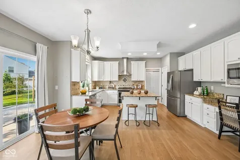 6177 Grove Walk Court Noblesville IN 46062