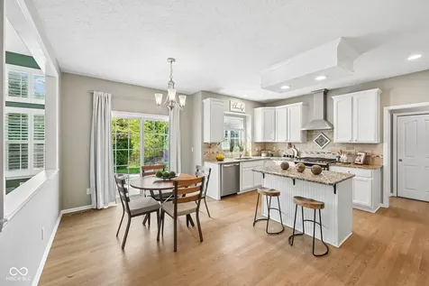 6177 Grove Walk Court Noblesville IN 46062