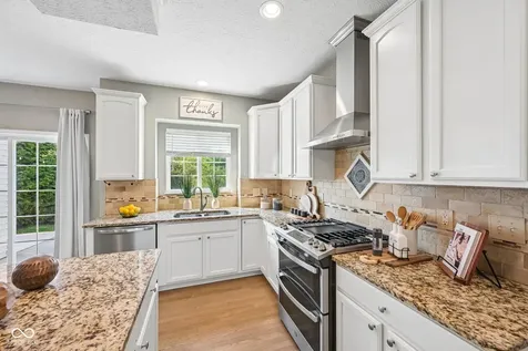 6177 Grove Walk Court Noblesville IN 46062