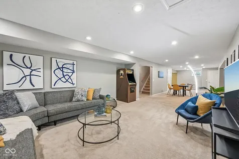 6177 Grove Walk Court Noblesville IN 46062