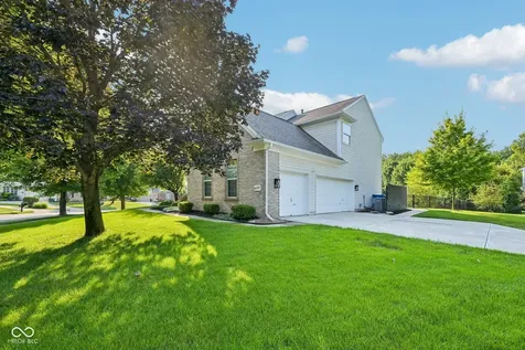 6177 Grove Walk Court Noblesville IN 46062