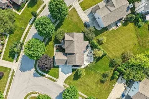6177 Grove Walk Court Noblesville IN 46062