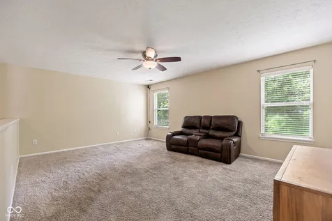 892 Flying Sun Drive Avon IN 46123