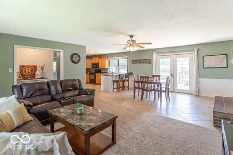 8885 E County Road 600 N Brownsburg IN 46112