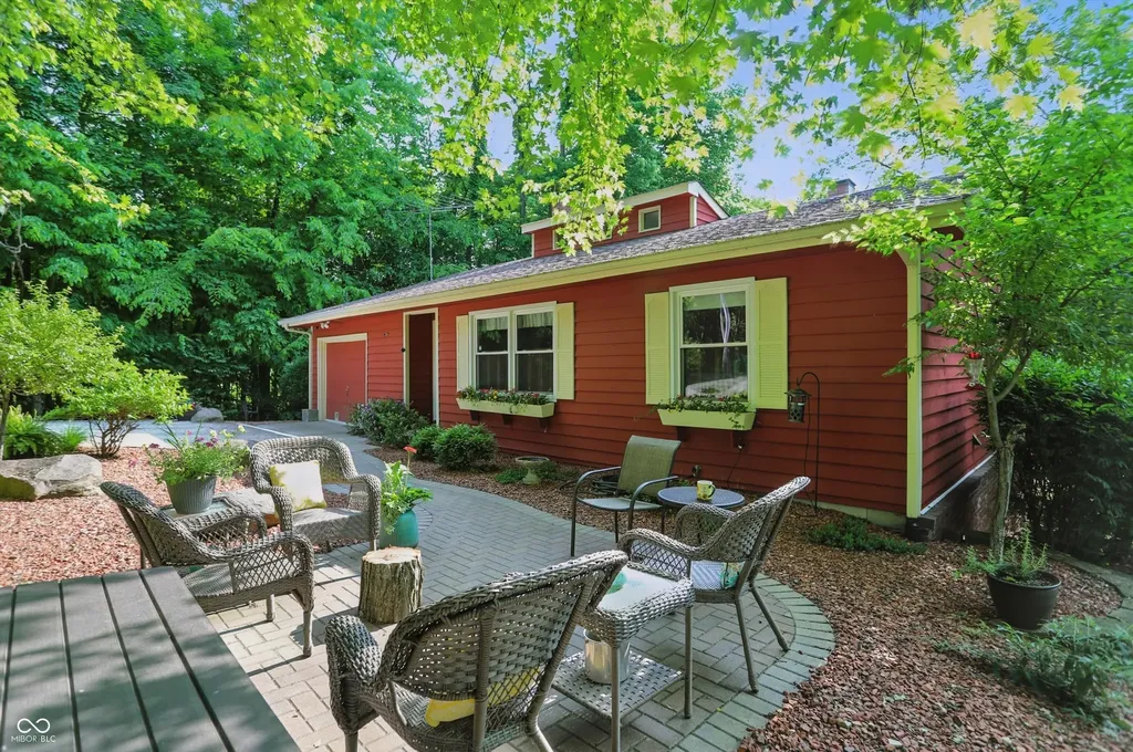 1712 S Flatrock River Road Rushville IN 46173