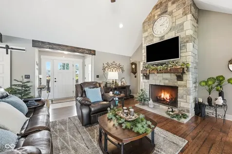 34 Colony Court Greenfield IN 46140