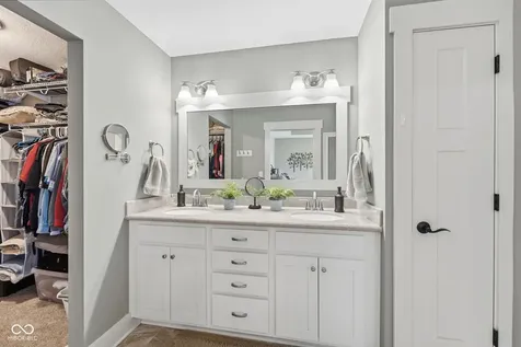 34 Colony Court Greenfield IN 46140