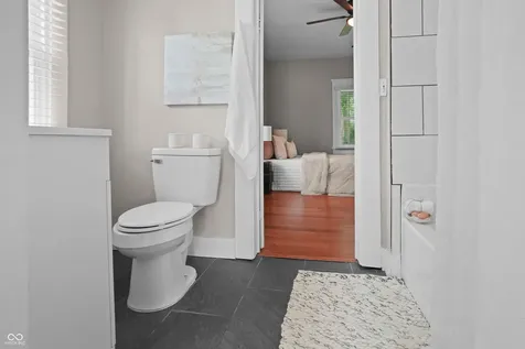 910 E 40th Street Indianapolis IN 46205