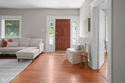910 E 40th Street Indianapolis IN 46205