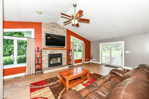 110 N 600 E Greenfield IN 46140