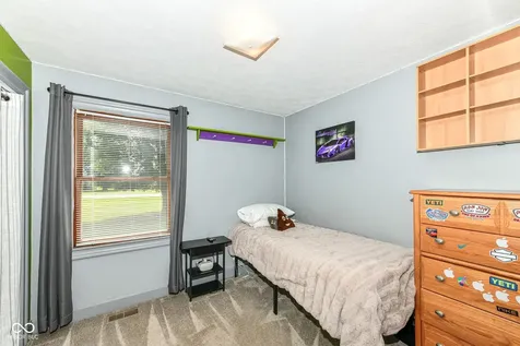 110 N 600 E Greenfield IN 46140