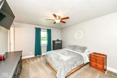 110 N 600 E Greenfield IN 46140