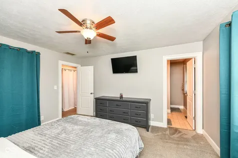 110 N 600 E Greenfield IN 46140