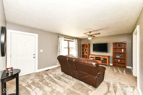 110 N 600 E Greenfield IN 46140
