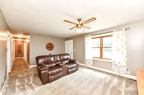 110 N 600 E Greenfield IN 46140