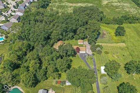 16659 Hazel Dell Road Noblesville IN 46062