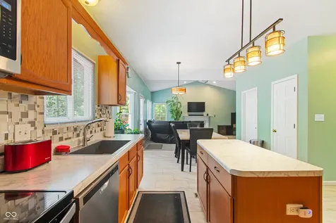 4851 Rocky Knob Lane Indianapolis IN 46254