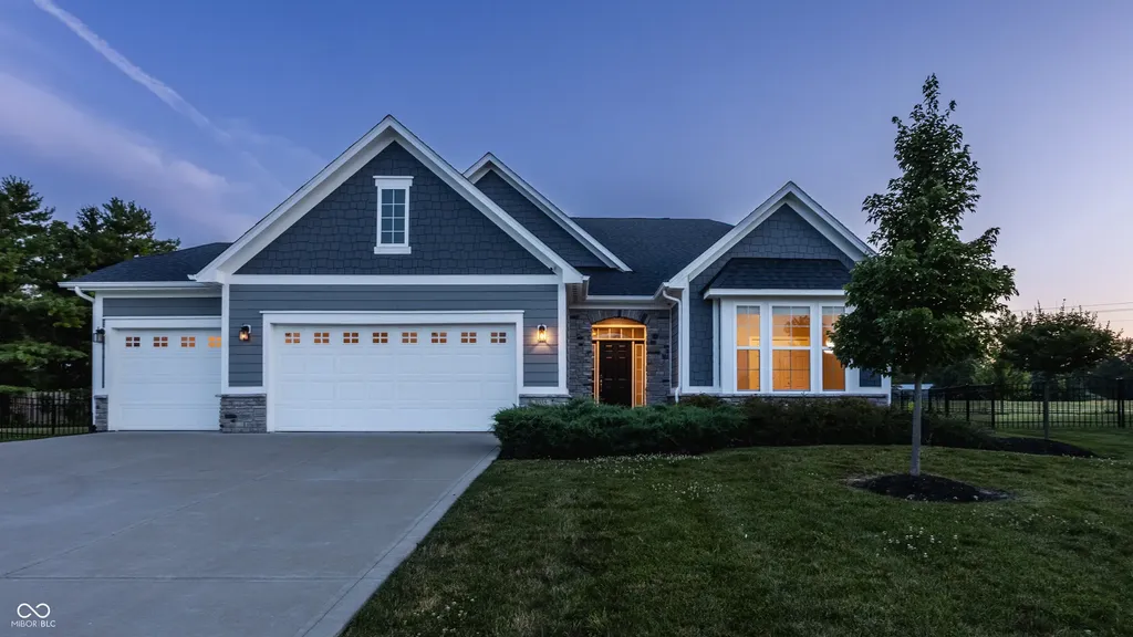 8035 Shaldon Court Zionsville IN 46077