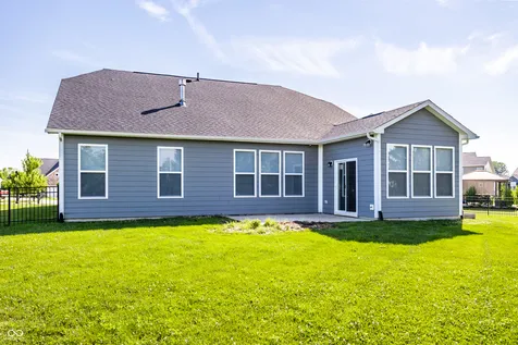 8035 Shaldon Court Zionsville IN 46077