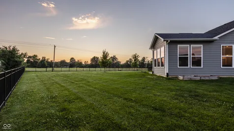 8035 Shaldon Court Zionsville IN 46077