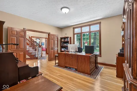 10765 Forest Lake Court Indianapolis IN 46278