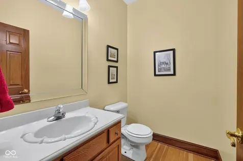 10765 Forest Lake Court Indianapolis IN 46278