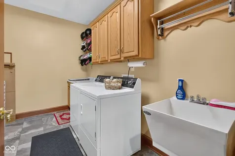 10765 Forest Lake Court Indianapolis IN 46278
