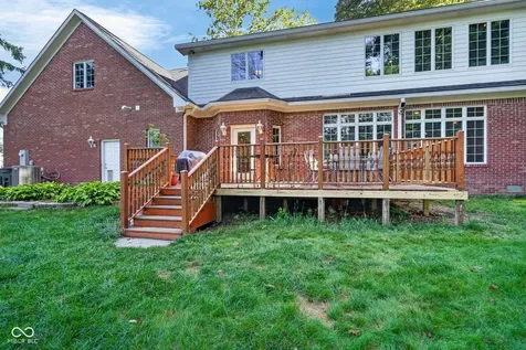 10765 Forest Lake Court Indianapolis IN 46278